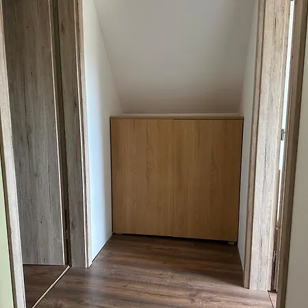 샬레 Na Bezovci *
